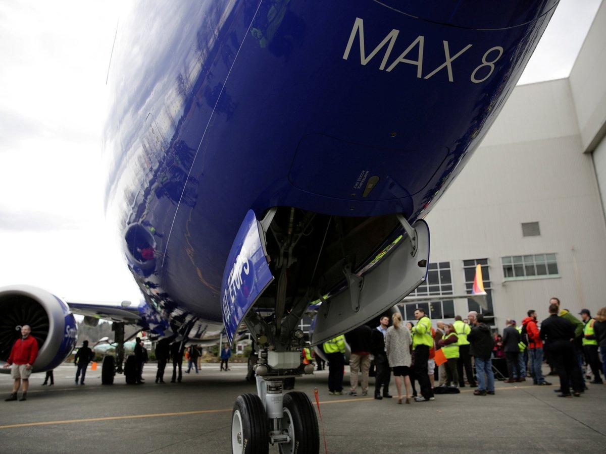 Закрытое небо: после трагедии в Эфиопии от Boeing 737 Max 8 отказались почти все