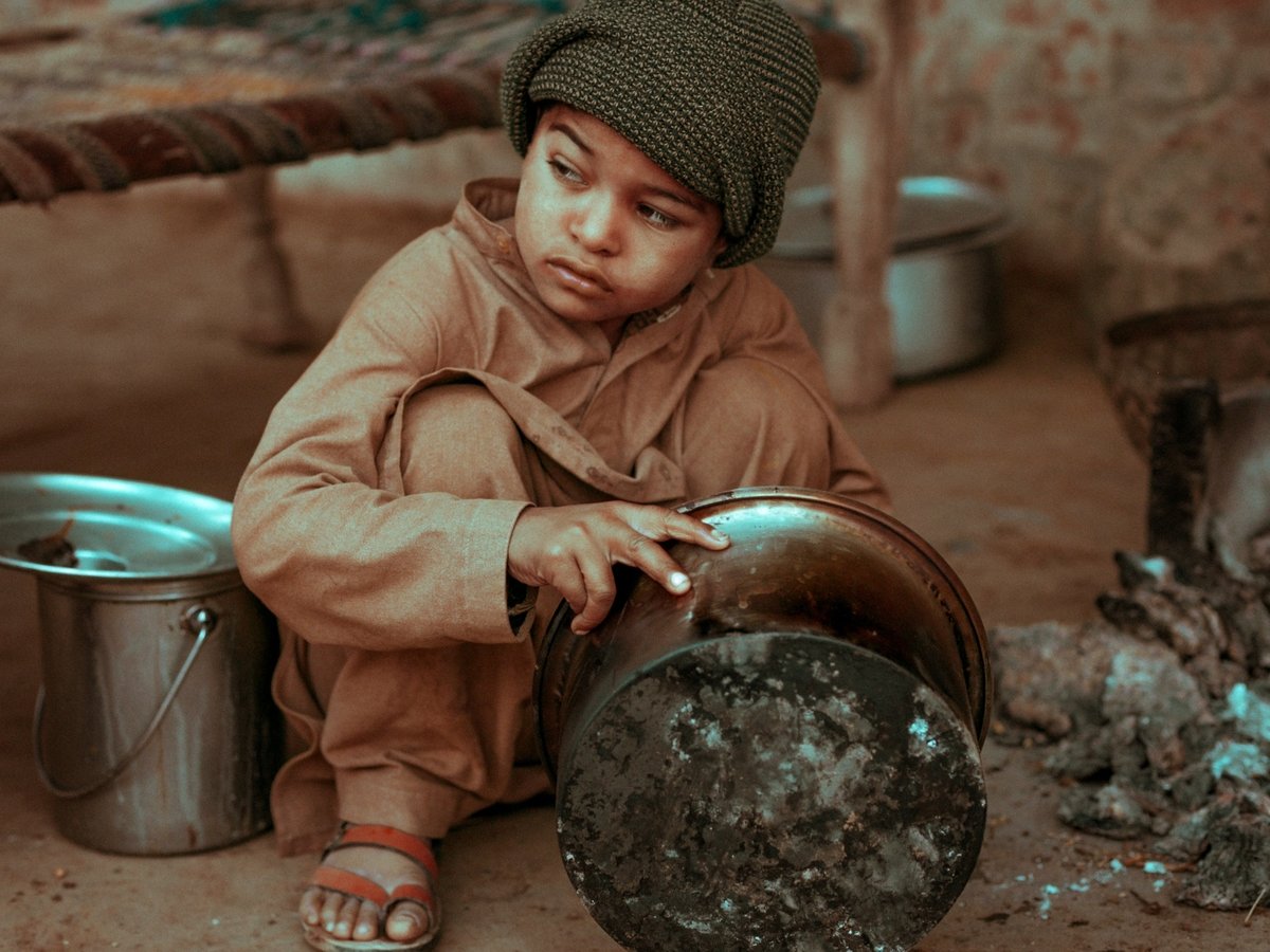 В Пакистане голодают миллионы детей, но еда в стране есть (её даже экспортируют)