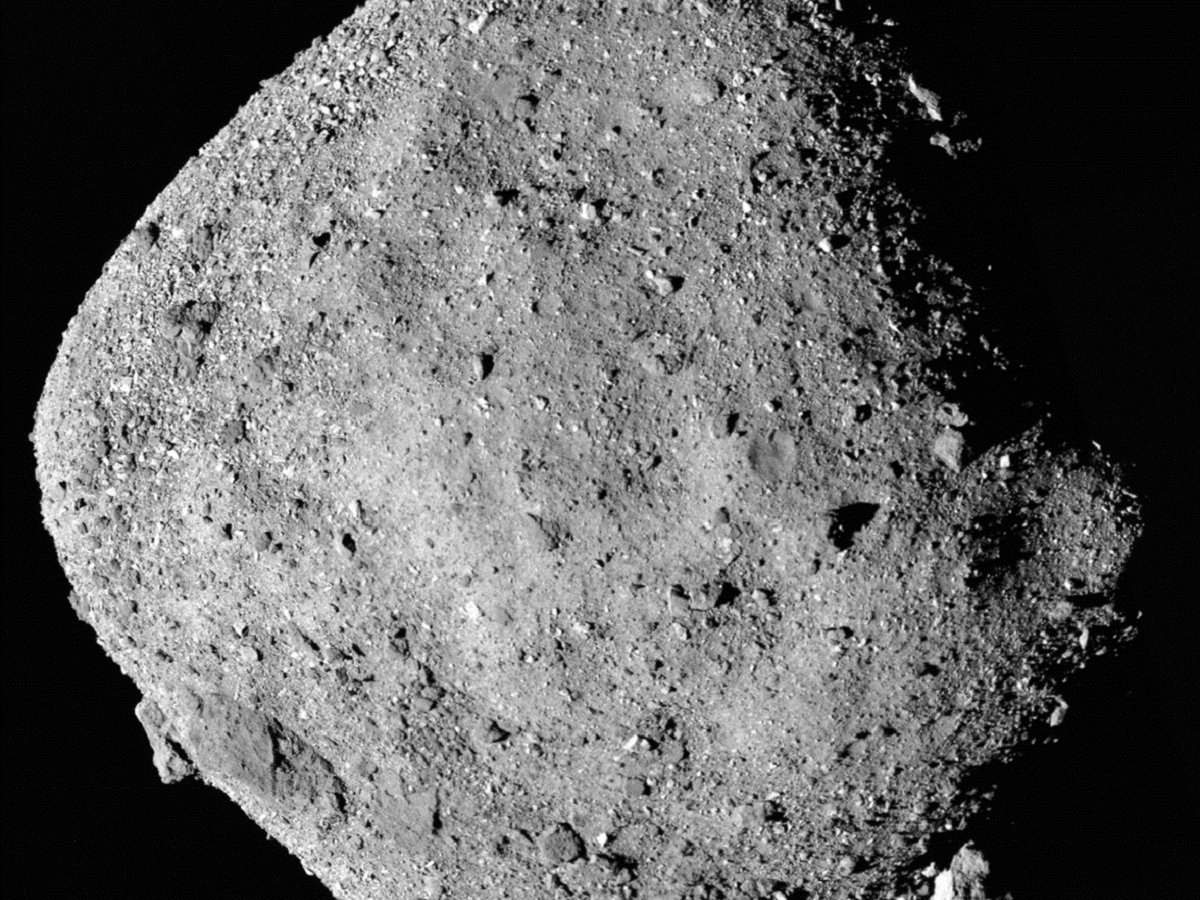 "Хаябуса-2" разбомбила астероид Рюгу. Впереди — забор пробы космического грунта