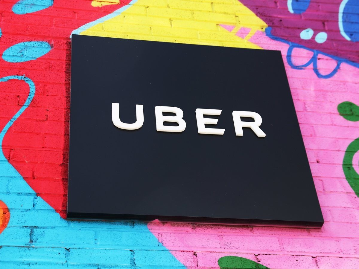 Свершилось: в саудовском Uber женщины-водители смогут брать только пассажирок