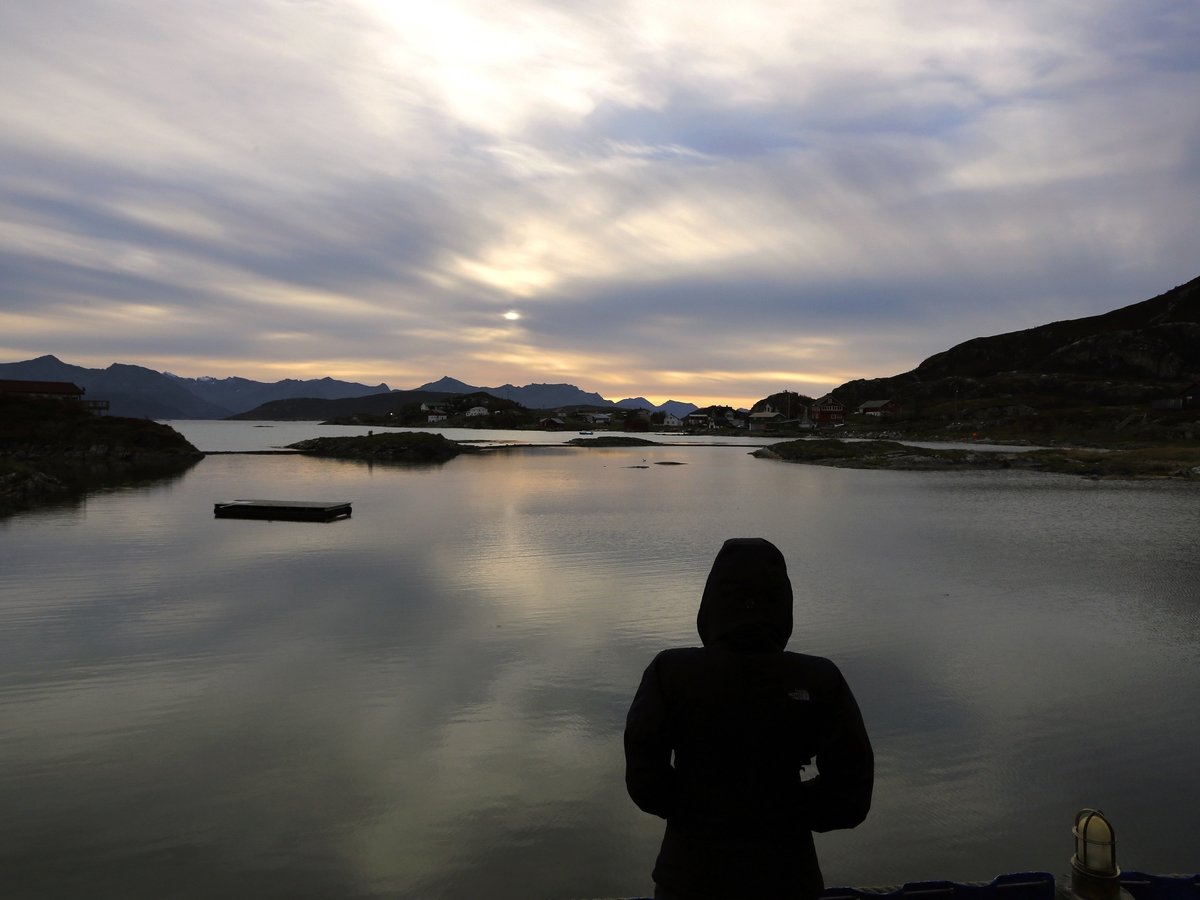 Крошечный остров в Норвегии хочет отменить время