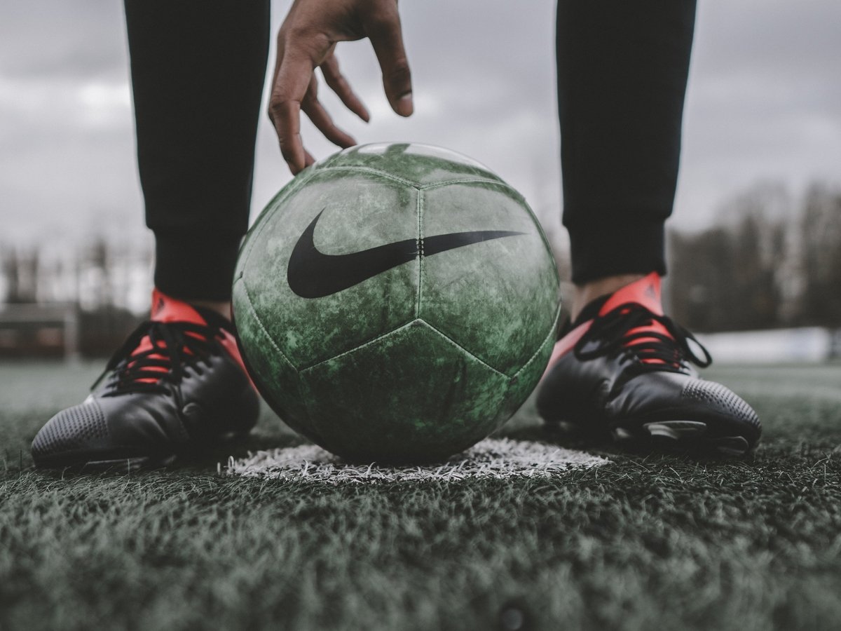 Дайте футболистам отдохнуть: игры, сборы и тренировки вредят здоровью и психике