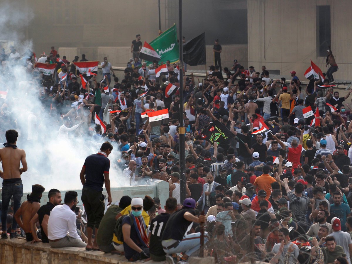 В Ираке стало ещё больше насилия: теперь люди гибнут в массовых протестах (фото)