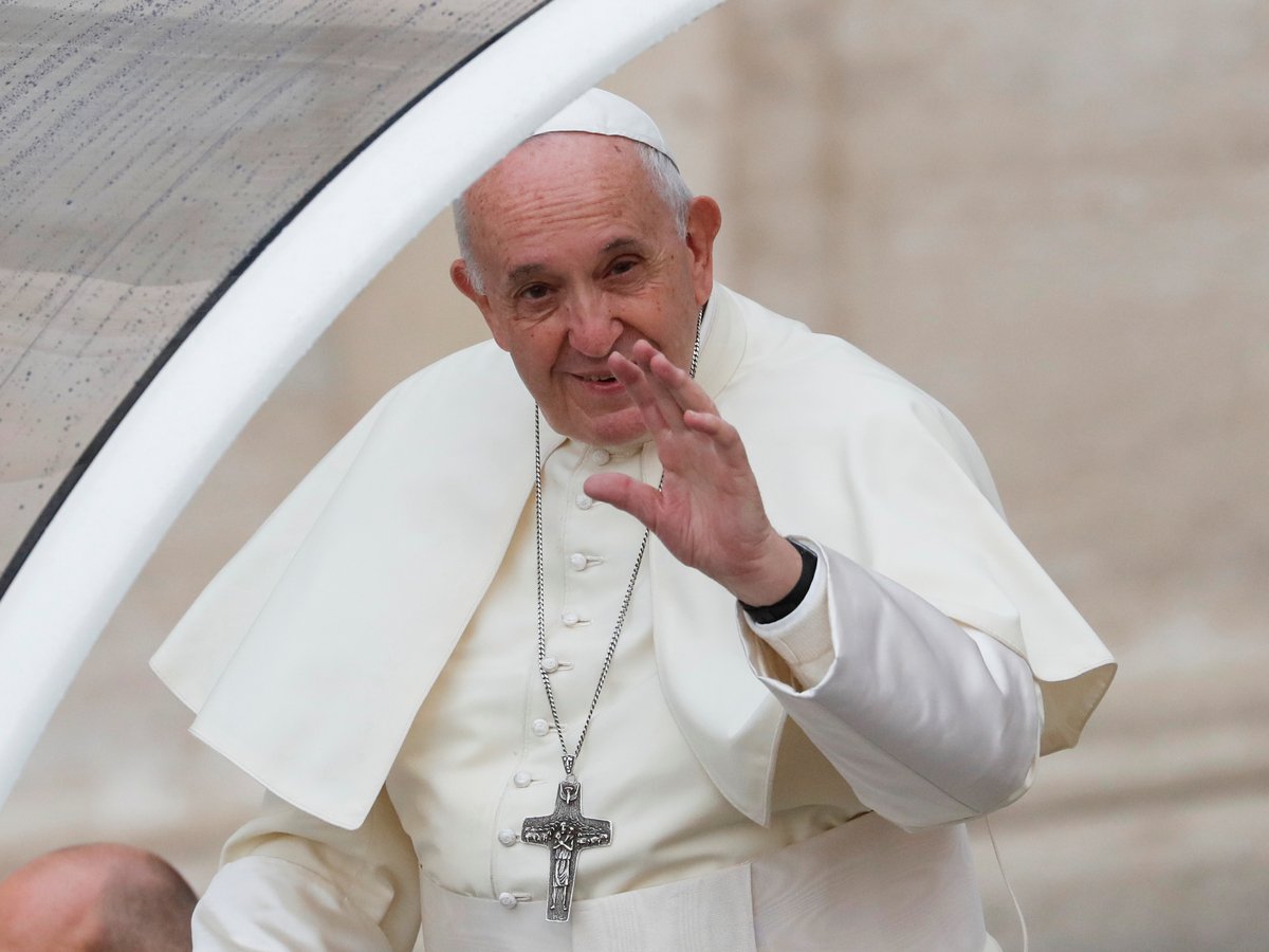 Папа Франциск собирается победить нечестивое порно святыми технологиями