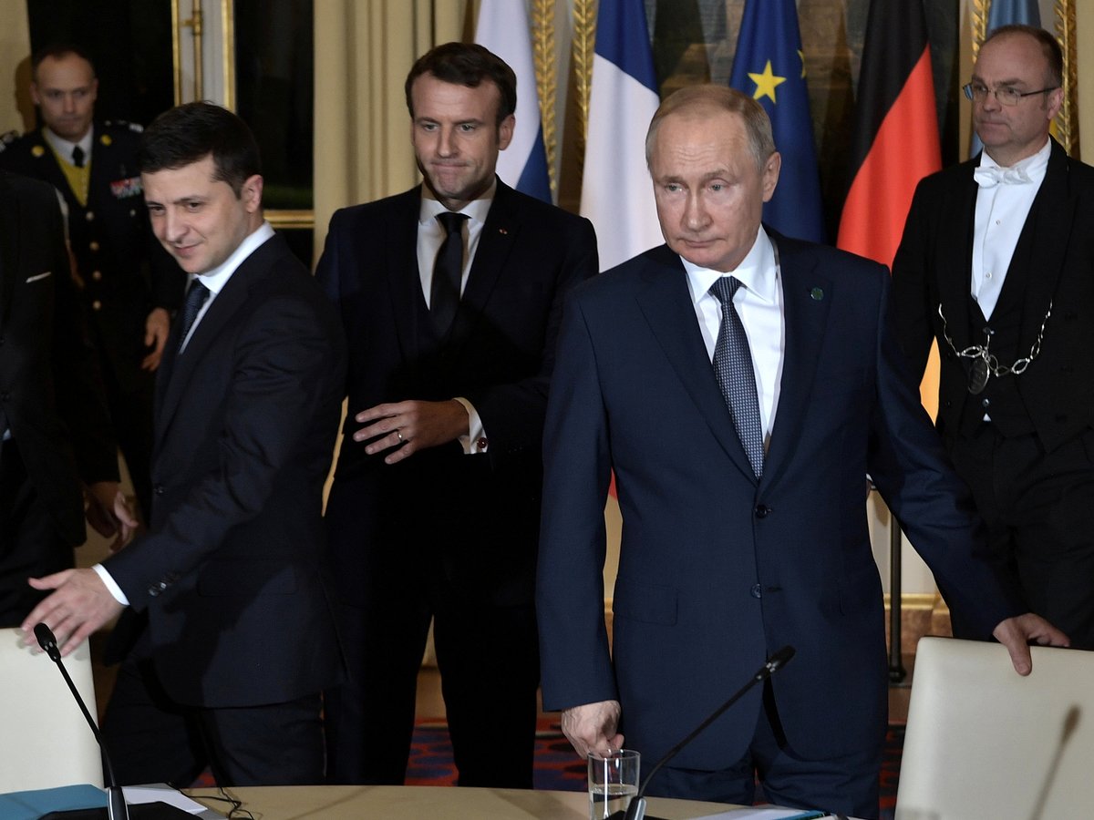 Путин и Зеленский впервые встретились в Париже: о чём говорили и к чему пришли