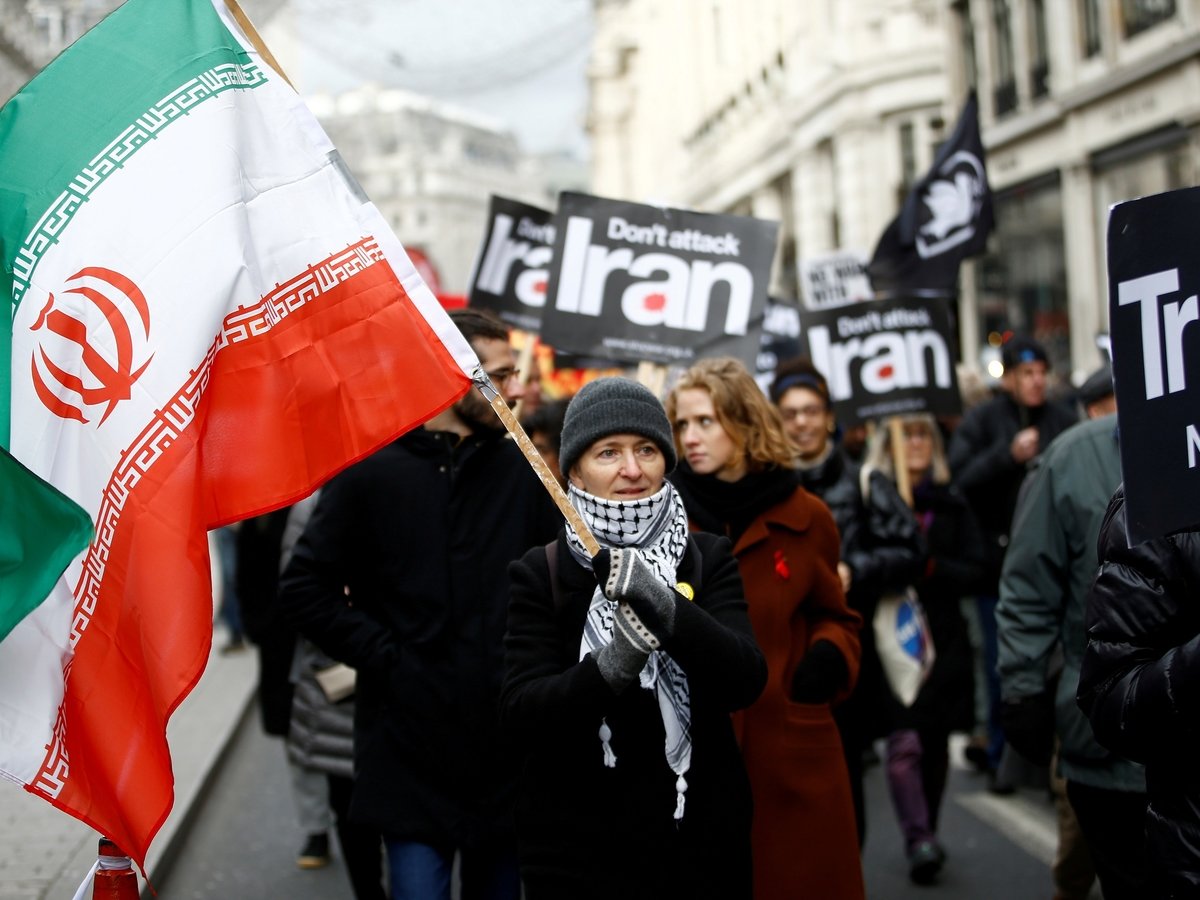 Ждать ли революции в Иране, и почему аятолла не боится протестов — разбираемся