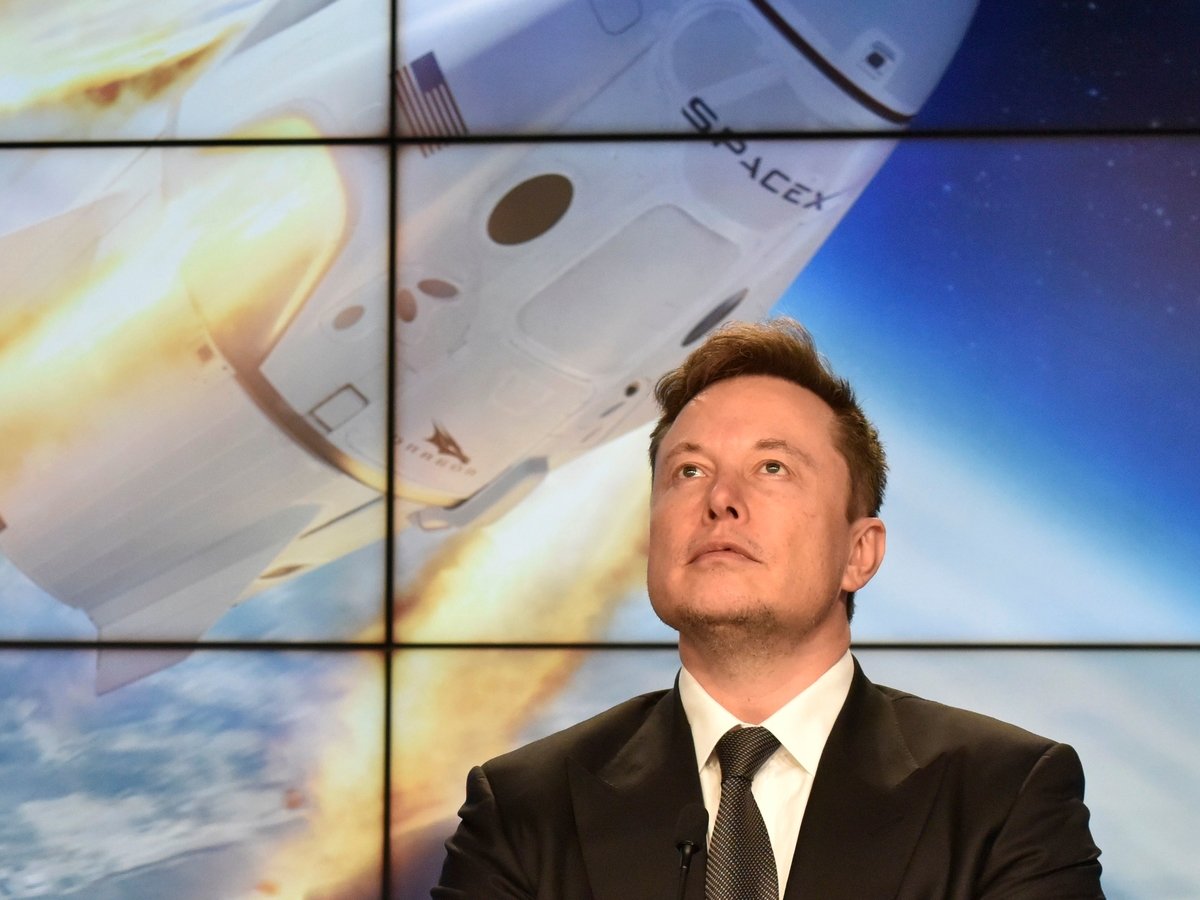 Во время испытаний Илон Маск взорвал ракету SpaceX — ради людей и веселья