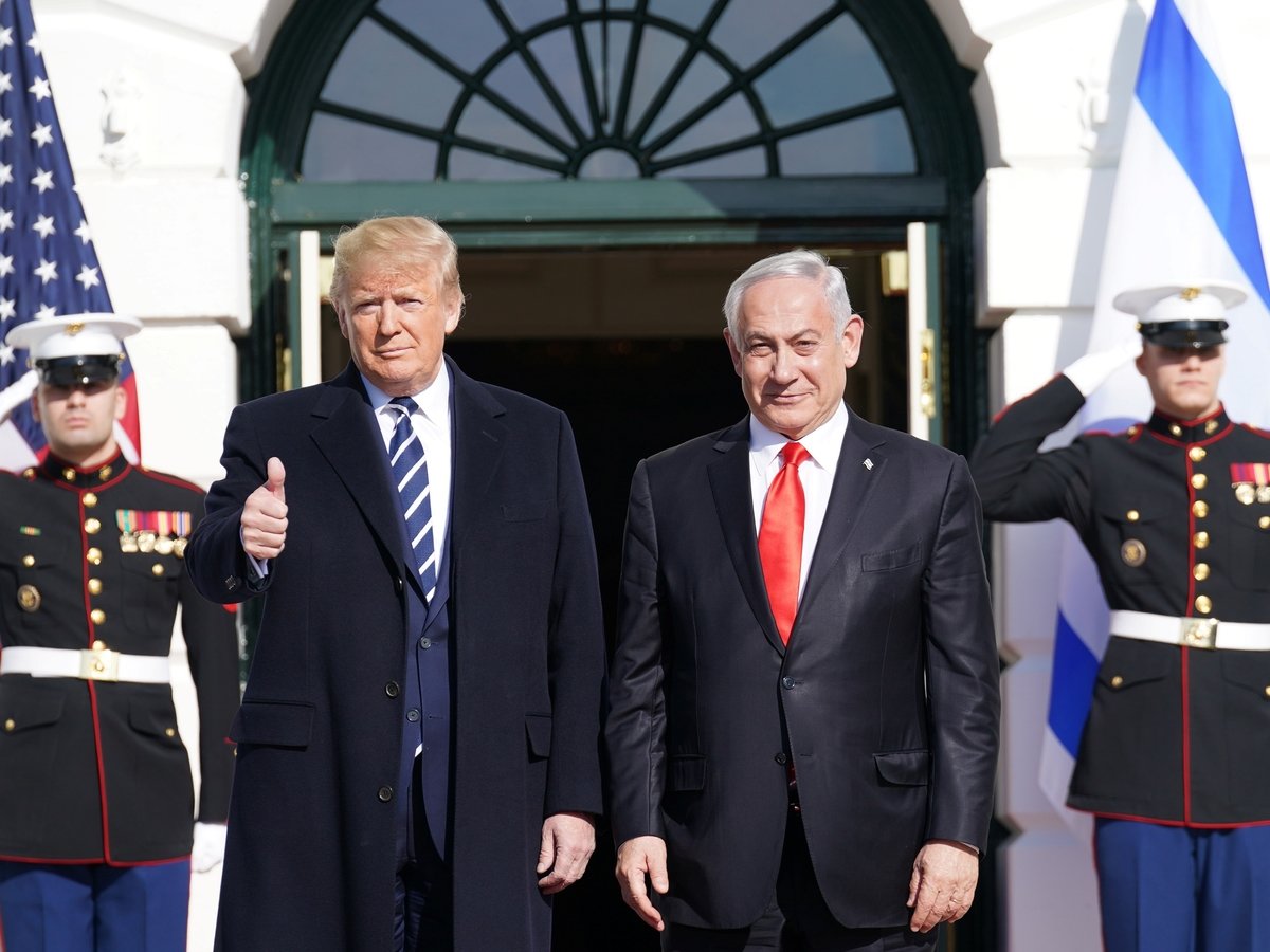 "Сделка века" США и Израиля: объясняем, что это, и почему  Палестина в бешенстве