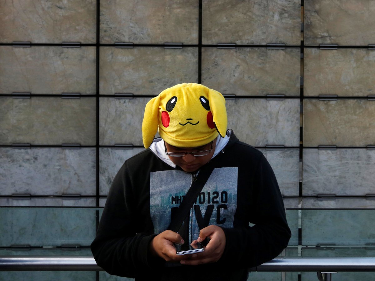 Жизнь с COVID-19: Alibaba раздаёт маски, Apple вернулся, Pokemon Go оффлайн