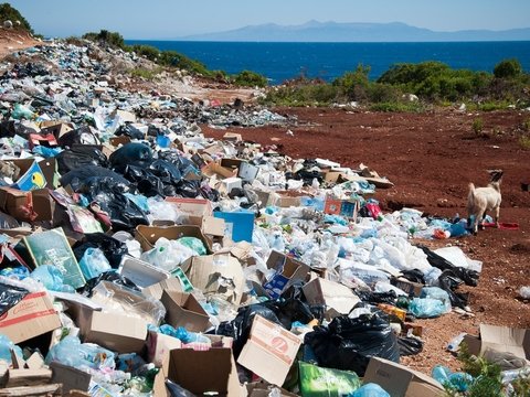 Забудьте о чистых пляжах Турции. Нет, дело не в COVID — страна тонет в мусоре