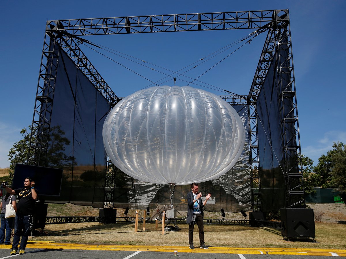 В Кении интернет раздают воздушные шары. Их запустили с территории США