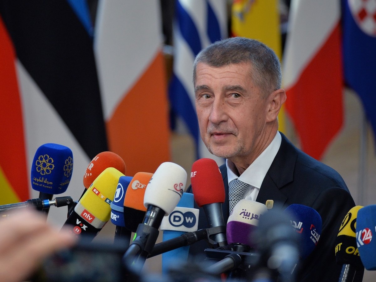 Солсбери 2.0: Чехия высылает 18 российских дипломатов 
