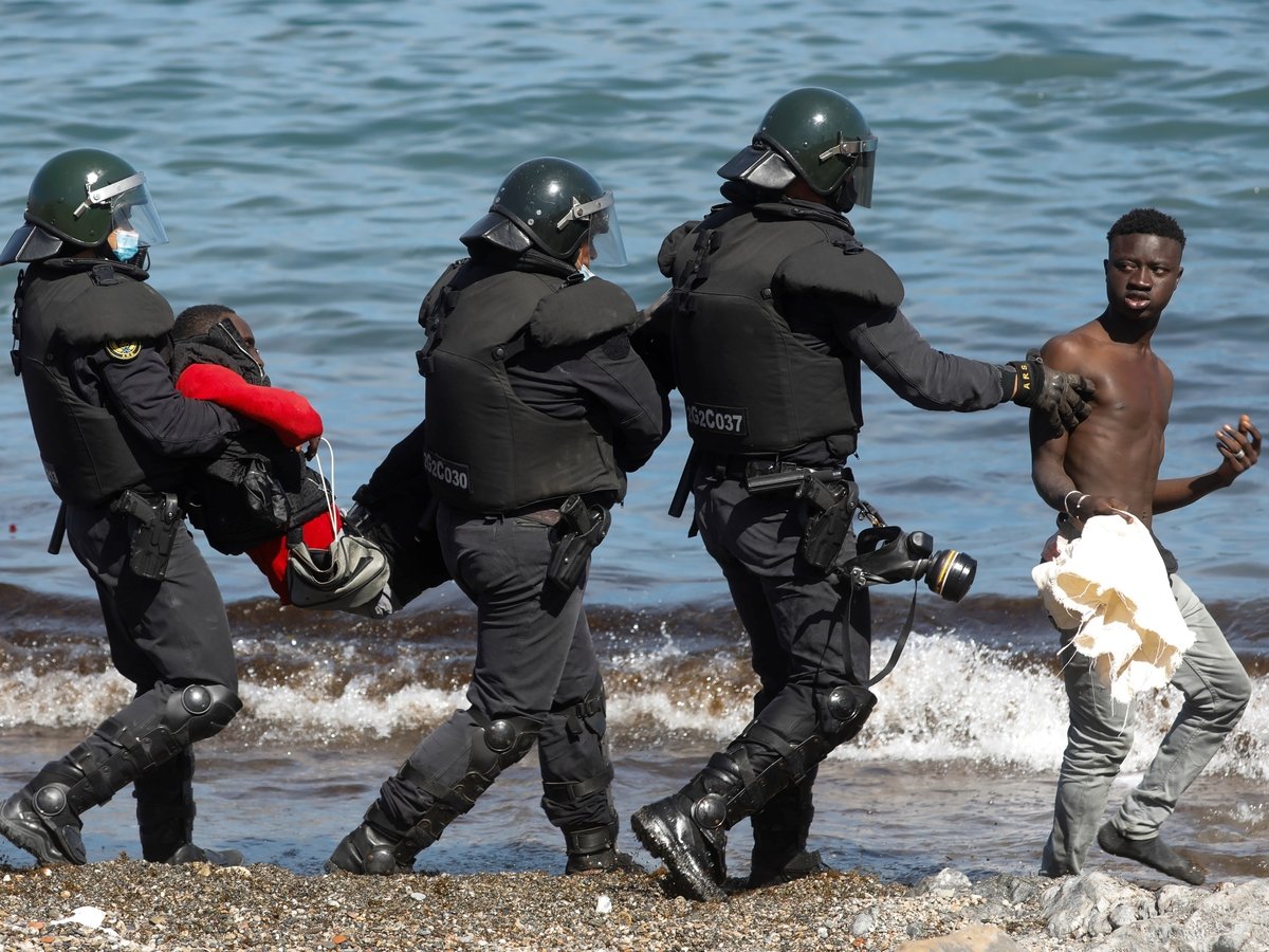 Шантаж нелегалами: как из-за ссоры Испании и Марокко в Европу хлынули мигранты 