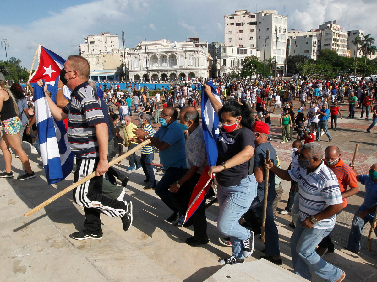Власти Кубы обвинили США в разжигании протестов — крупнейших за 30 лет 