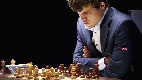 النرويجي ماغنوس كارلسن بطلا للعالم في الشطرنج السريع