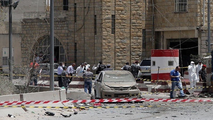 مقتل شخص بتفجير انتحاري قرب حاجز للأمن الداخلي في البقاع