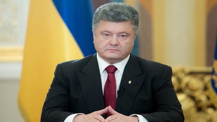 بوروشينكو يدعو إلى إعادة السلام لأوكرانيا "بسرعة وحزم"