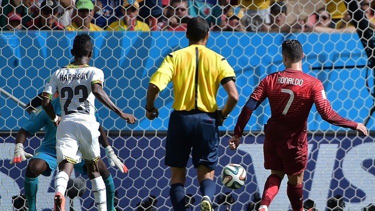 رونالدو يسجل أخيرا والبرتغال وغانا تودعان المونديال بأداء خجول