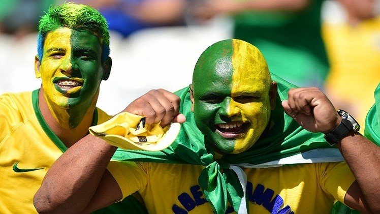 التشكيلة الرسمية لمباراة البرازيل وتشيلي
