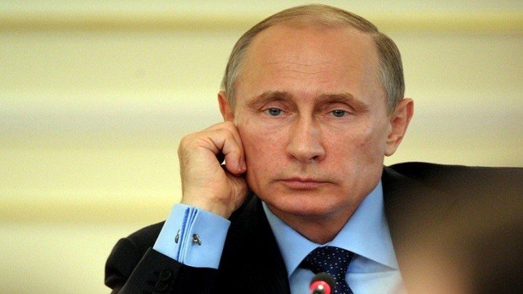 بوتين يجدد دعوة بوروشينكو لتمديد وقف إطلاق النار 