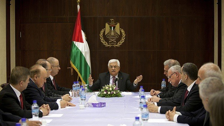 عباس يدعو لاجتماع طارئ.. وحماس تهدد إسرائيل بـ