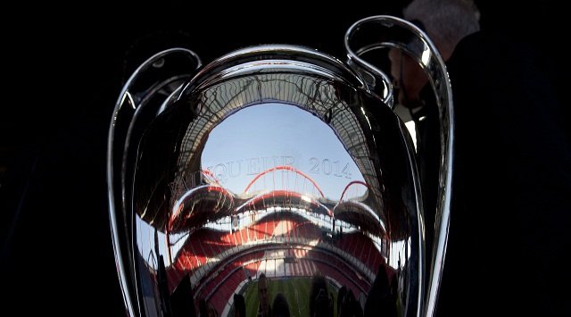 ميسي وتشافي خارج تشكيلة فريق نجوم دوري أبطال أوروبا ورونالدو في المقدمة