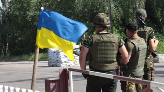 القوات الأوكرانية تواصل قصف ضواحي سلافيانسك بشرق أوكرانيا لليوم الثالث على التوالي