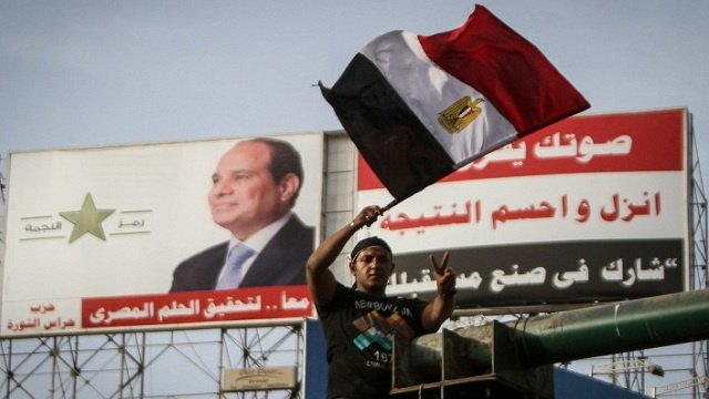 نتانياهو وبيريس يهنئان السيسي بفوزه رئيسا لمصر
