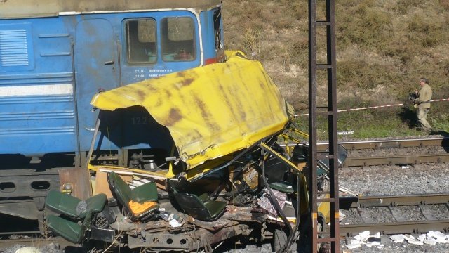 مقتل 5 أشخاص في تصادم حافلة بقطار في أقصى شرق روسيا