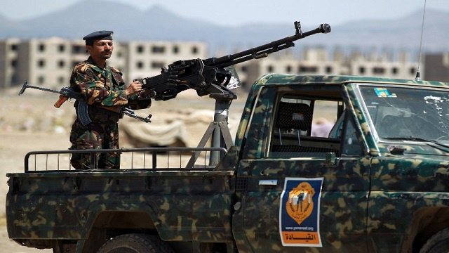 مقتل العشرات في مواجهات بين الجيش اليمني والحوثيين