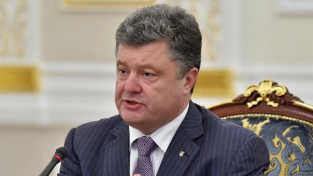 الرئيس الأوكراني يعلن بدء العمل بـ"الخطة السلمية" مع جنوب شرق البلاد