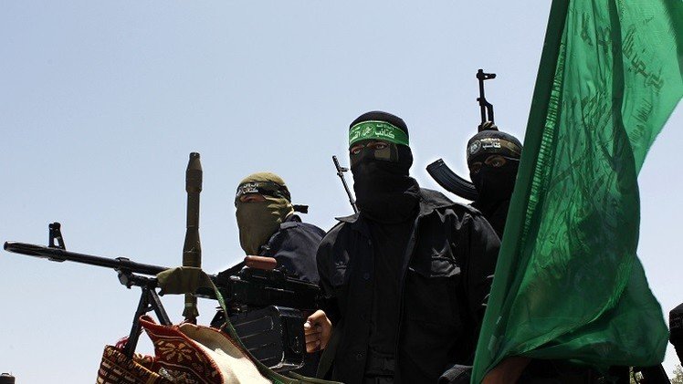 "كتائب القسام" تتبنى إطلاق عشرات الصواريخ على مواقع في إسرائيل