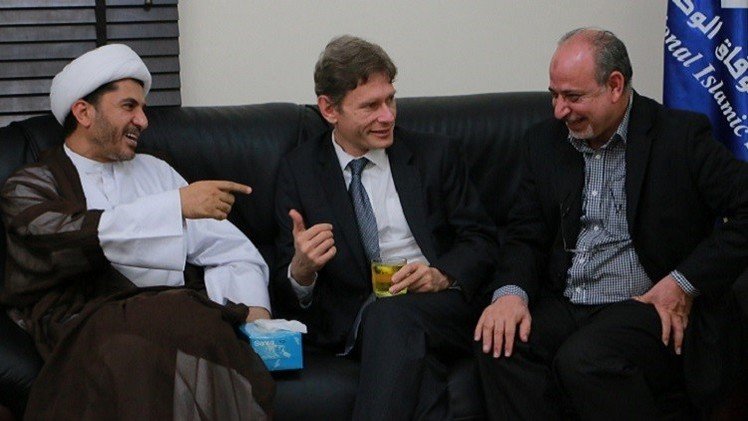 واشنطن "قلقة" إزاء طرد مساعد وزير خارجيتها من البحرين