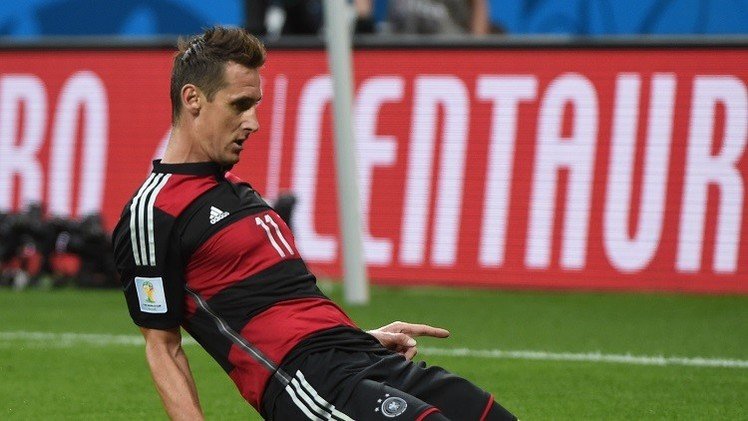 الهداف التاريخي لكأس العالم الألماني كلوزه يعتزل اللعب الدولي