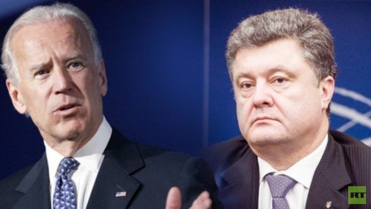 الرئيس الأوكراني بيوتر بوروشينكو ونائب الرئيس الأمريكي جو بايدن