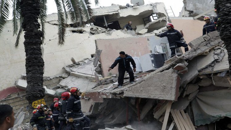 مصرع 4 أشخاص في  حادث انهيار ثلاث عمارات في المغرب
