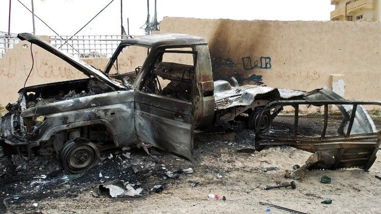 مقتل 6 أشخاص وجرح 25 آخرين في اشتباكات حول مطار طرابلس الدولي