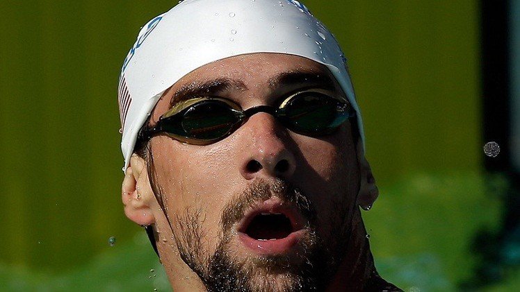 السبّاح الأمريكي فيلبس يعود لعروضه القوية 