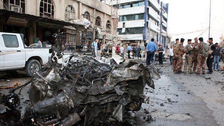 مقتل واصابة 16 شخصا بانفجارين في بغداد