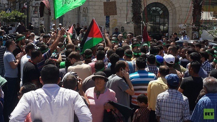 مسيرات في الضفة الغربية تضامنا مع قطاع غزة