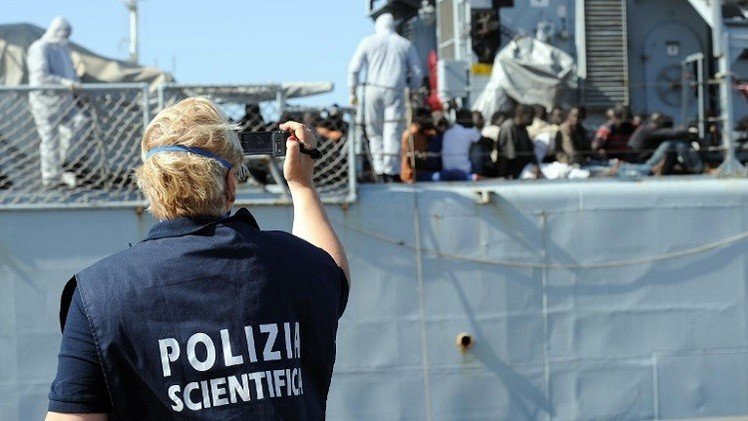 مصرع 19 مهاجرا قبالة السواحل الإيطالية
