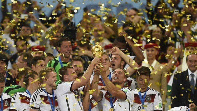 تهشم جزء من كأس العالم أثناء احتفالات ألمانيا