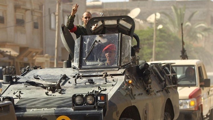 بنغازي.. مقتل 16 شخصا في اشتباكات بين الجيش ومجموعات مسلحة 