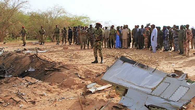 بدء انتشال جثث الضحايا في مكان تحطم الطائرة الجزائرية في مالي