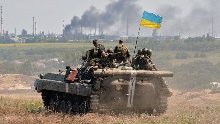  الجيش الأوكراني يقصف دونيتسك بقنابل فوسفورية