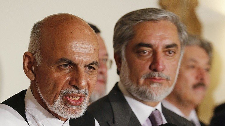 المرشحان الأفغانيان يوافقان على استئناف التدقيق في الأصوات