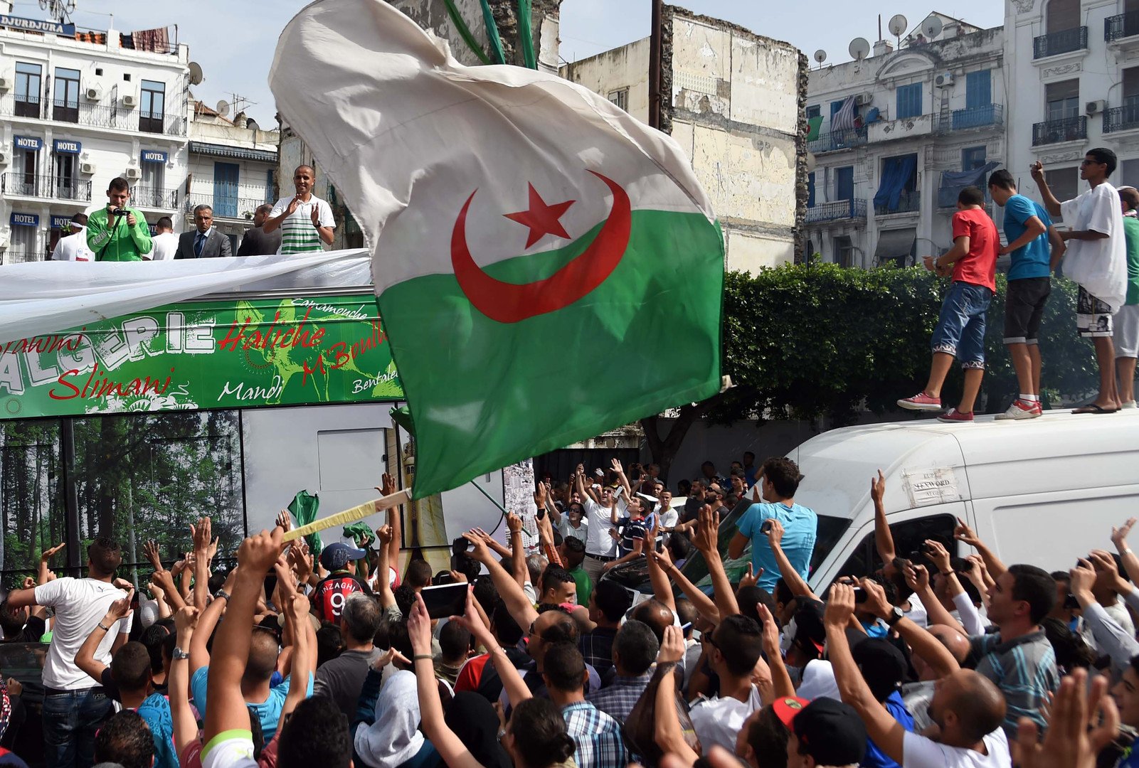 الجزائر تستقبل 