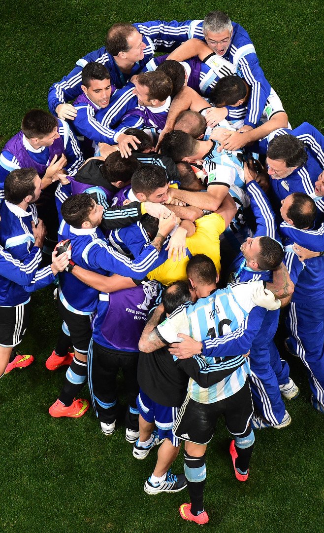 الأرجنتين إلى نهائي مونديال البرازيل