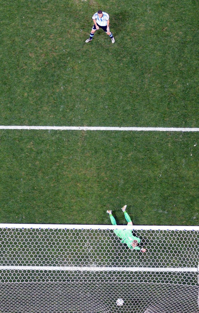 الأرجنتين إلى نهائي مونديال البرازيل