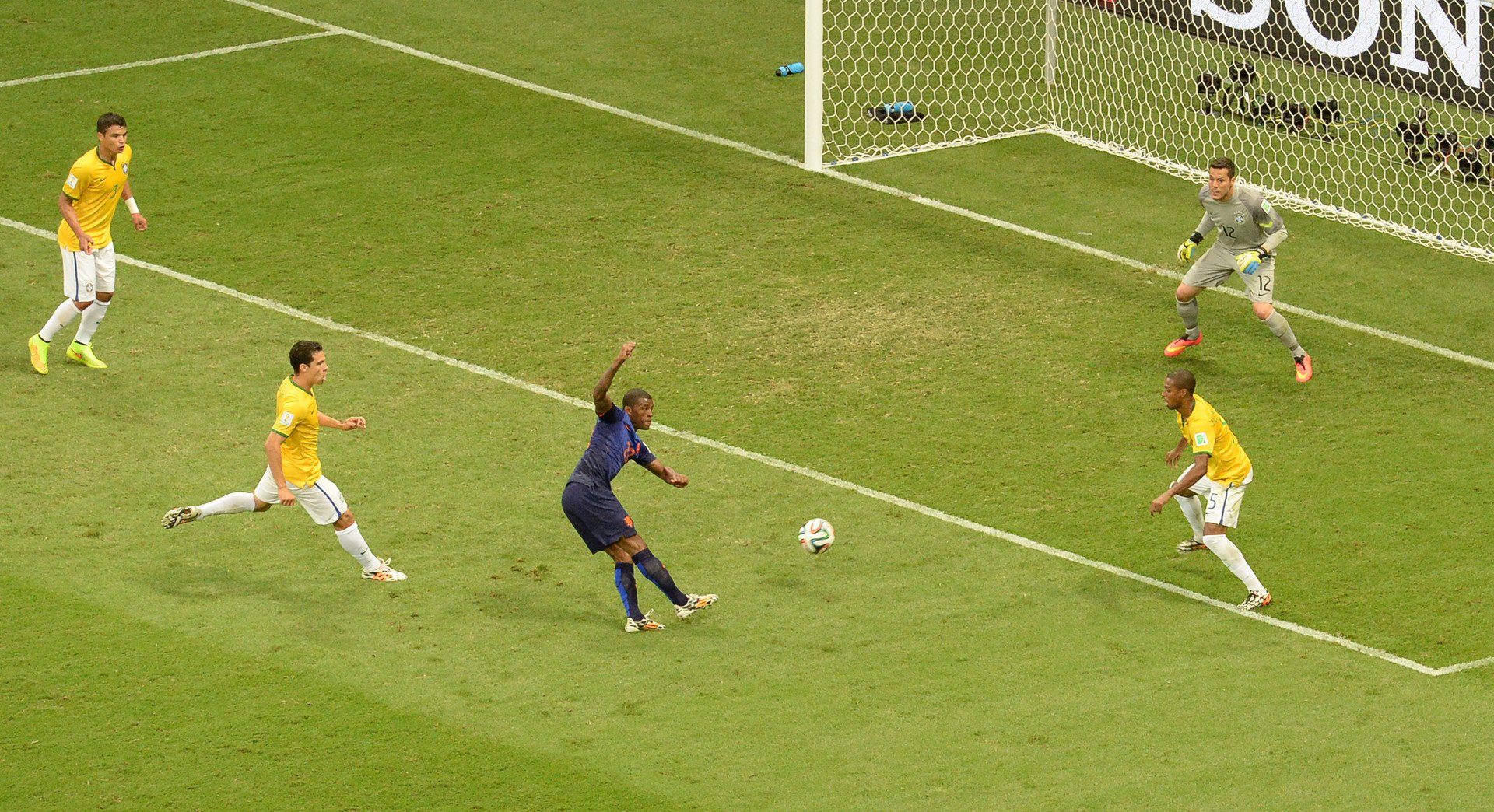 المنتخب الهولندي يتوج ببرونزية مونديال البرازيل 2014